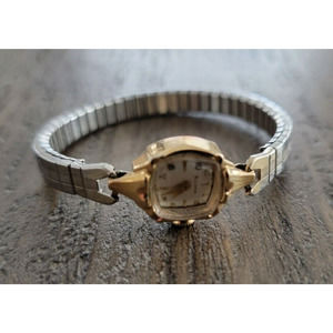Womens Vintage Bulova 17 Jewels Wrist Watch Gold Silver